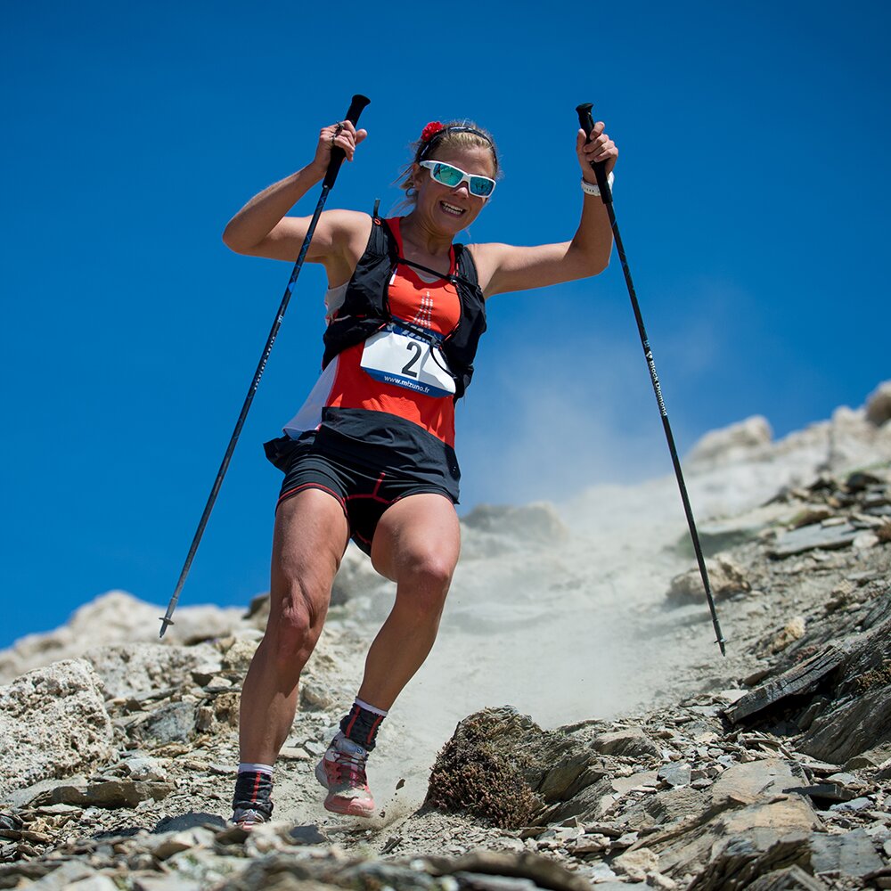 technisch afdalen stokken skyrunning