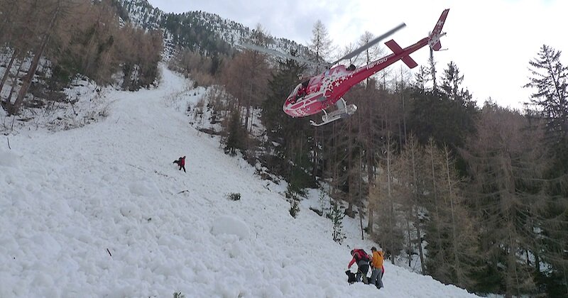 Blog Menno Boermans Lawine van de toekomst helikopter vliegt aan
