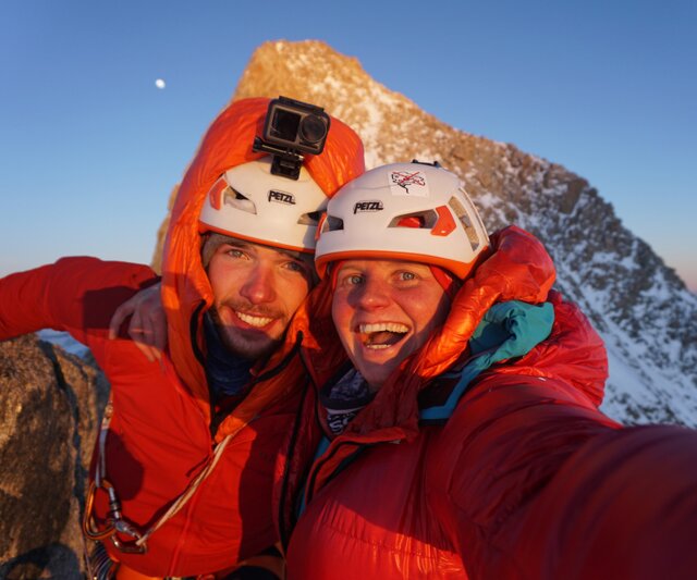 Winterbeklimming van de Sloveense route op de Grandes Jorasses