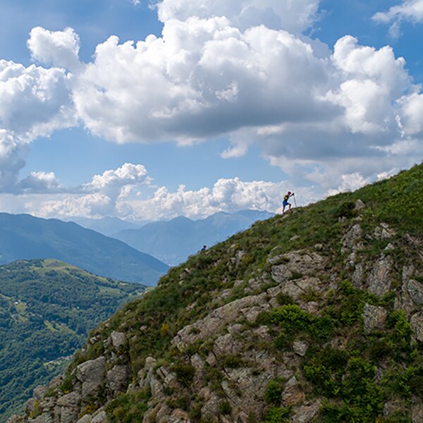 hardlopen in de bergen tijdens het NK Skyrunning