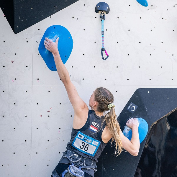 Lynn van der Meer in Briançon