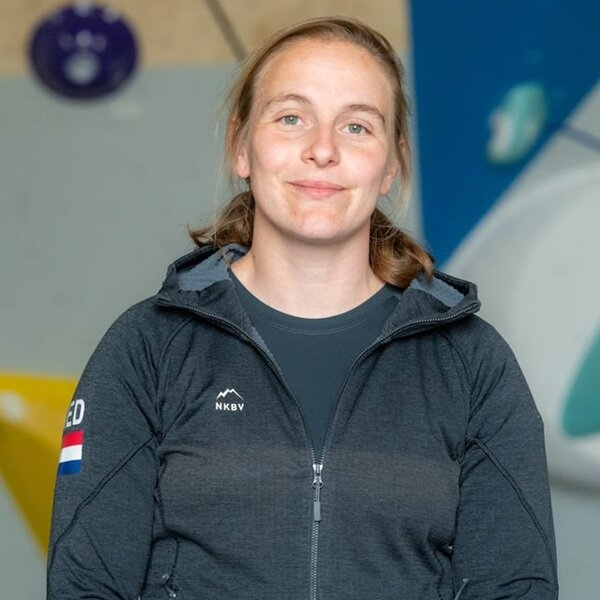 Nikki van Bergen zwaait af als bondscoach, Elko Schellingerhout opvolger